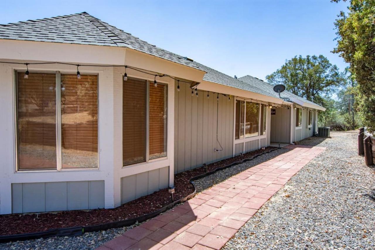 Cherry Cottage 15 Min From Yosemite South Entrance Oakhurst Exterior photo